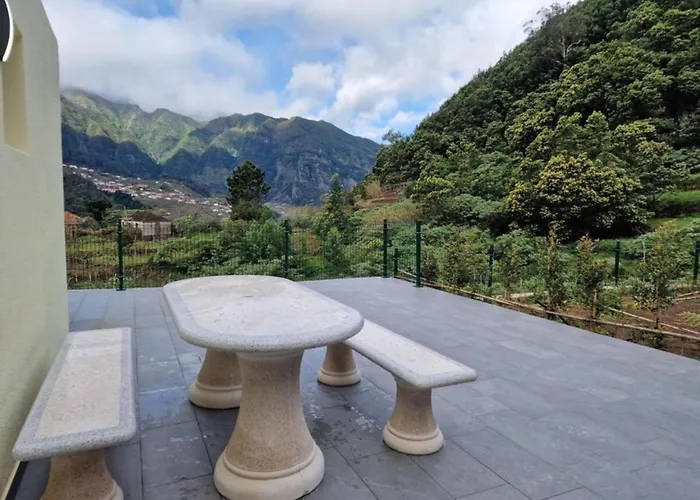 Lägenhet Zef's Farmland House *