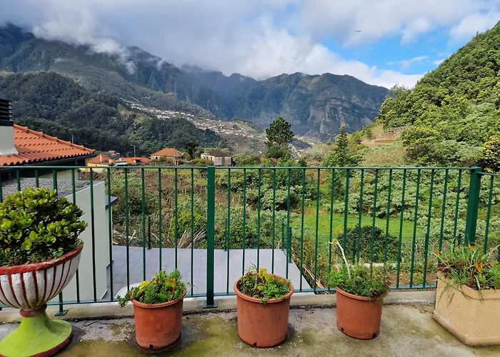 Zef's Farmland House Lägenhet *