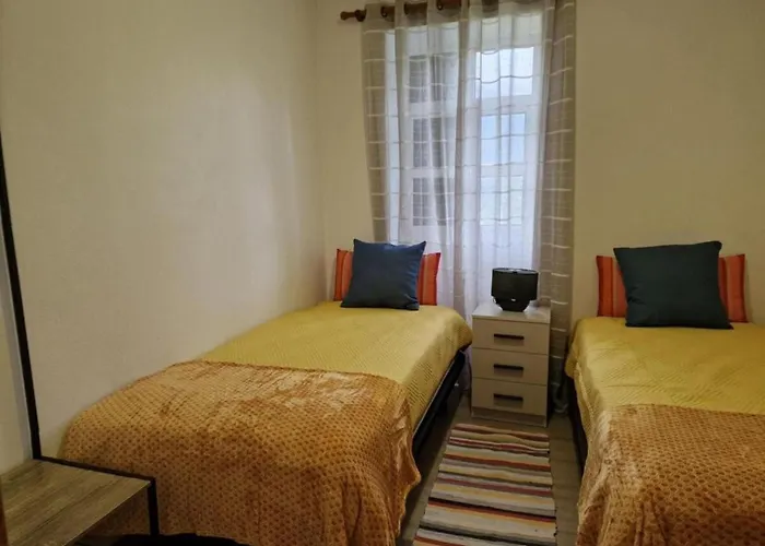 Zef's Farmland House